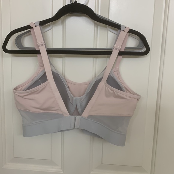 Intimates & Sleepwear Natori Gravity Sport Bra Poshmark
